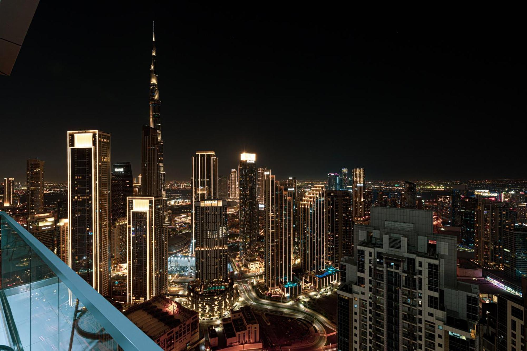 2br High Floor Infinity Pool W/ Burj Khalifa View * Dubai