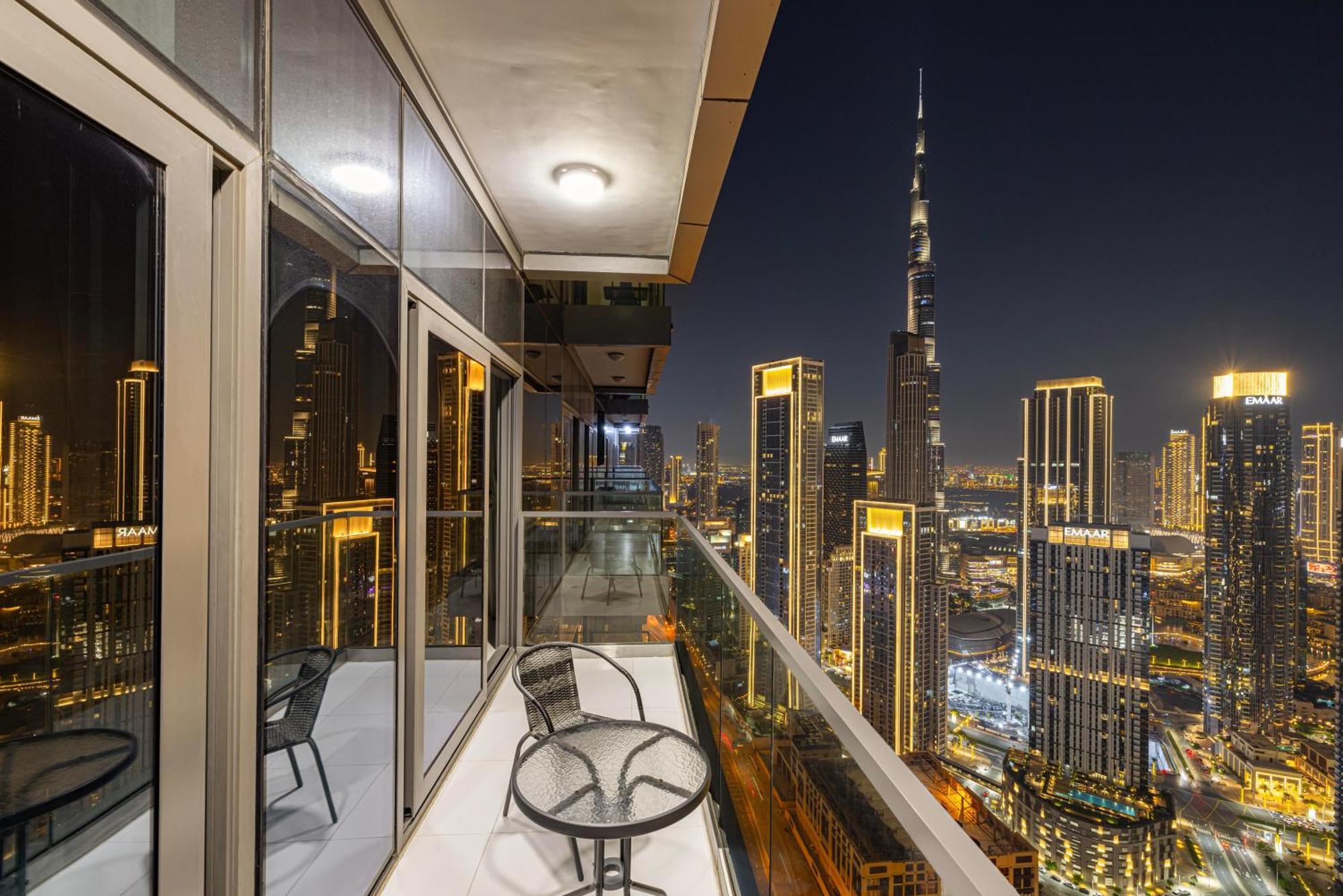 2br High Floor Infinity Pool W/ Burj Khalifa View Apartment Dubai