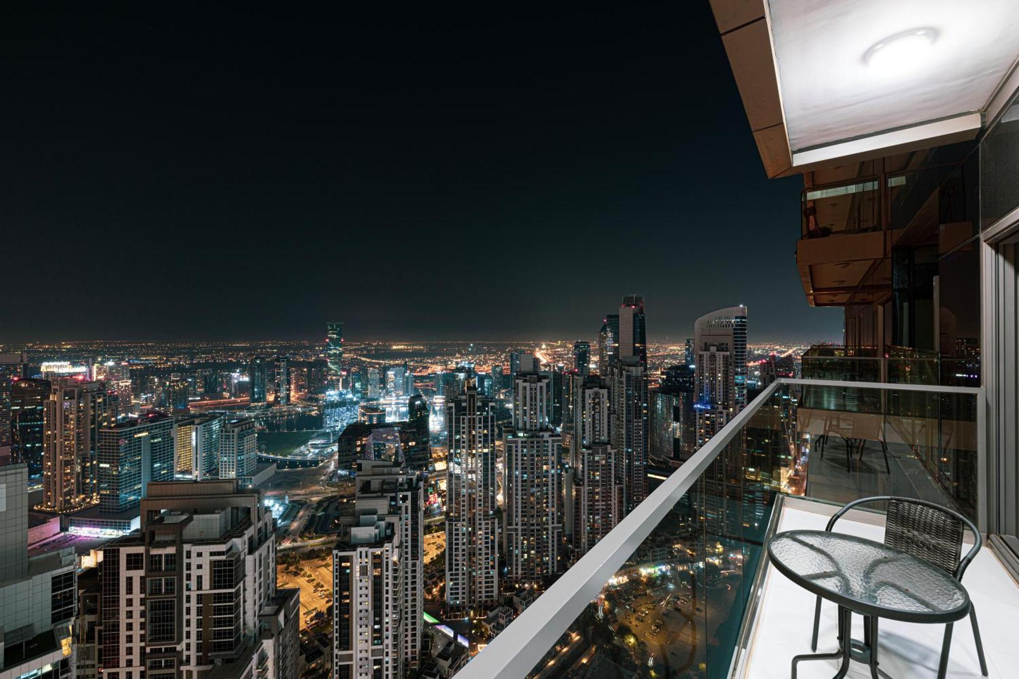 2br High Floor Infinity Pool W/ Burj Khalifa View * Dubai