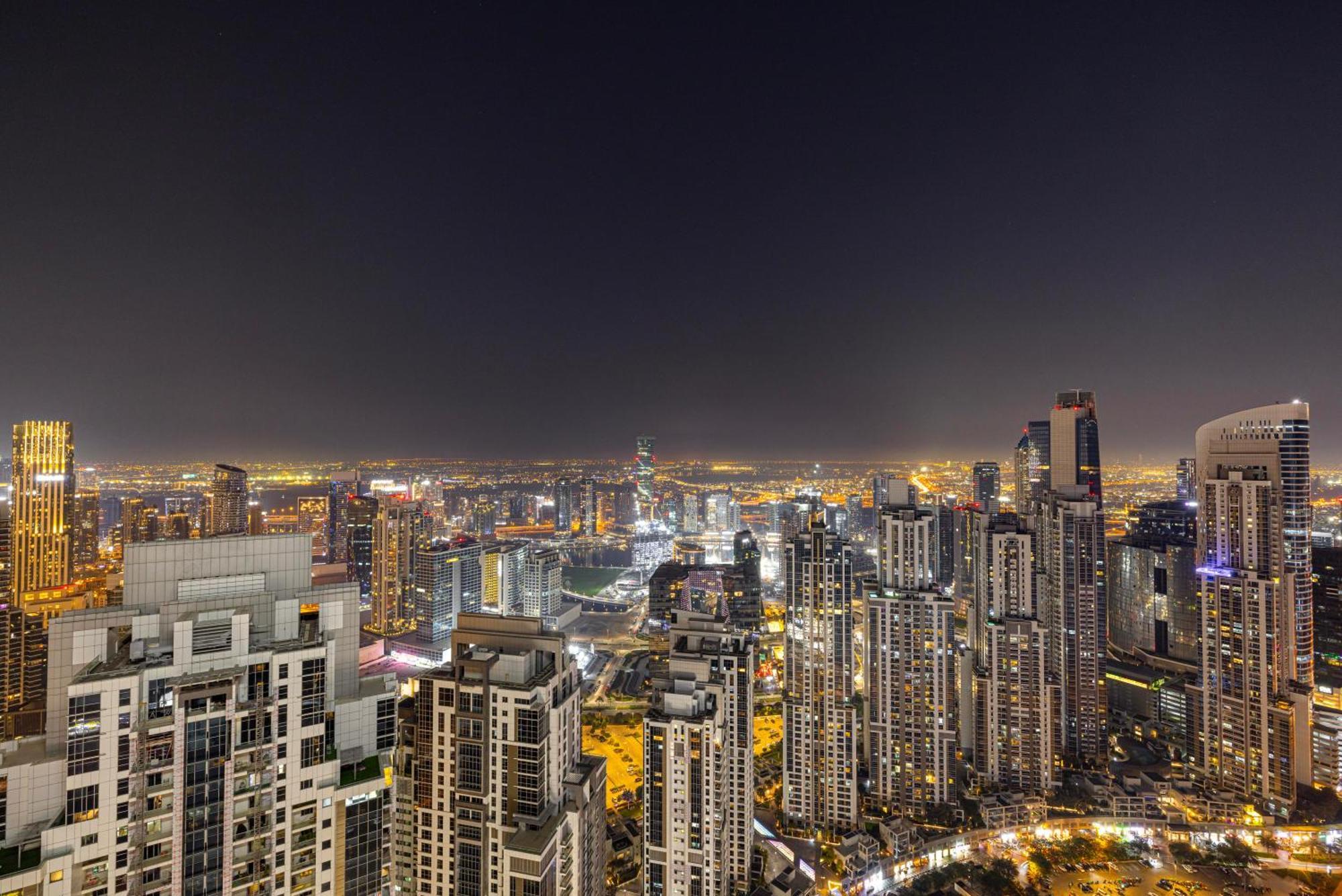 Apartment 2br High Floor Infinity Pool W/ Burj Khalifa View *