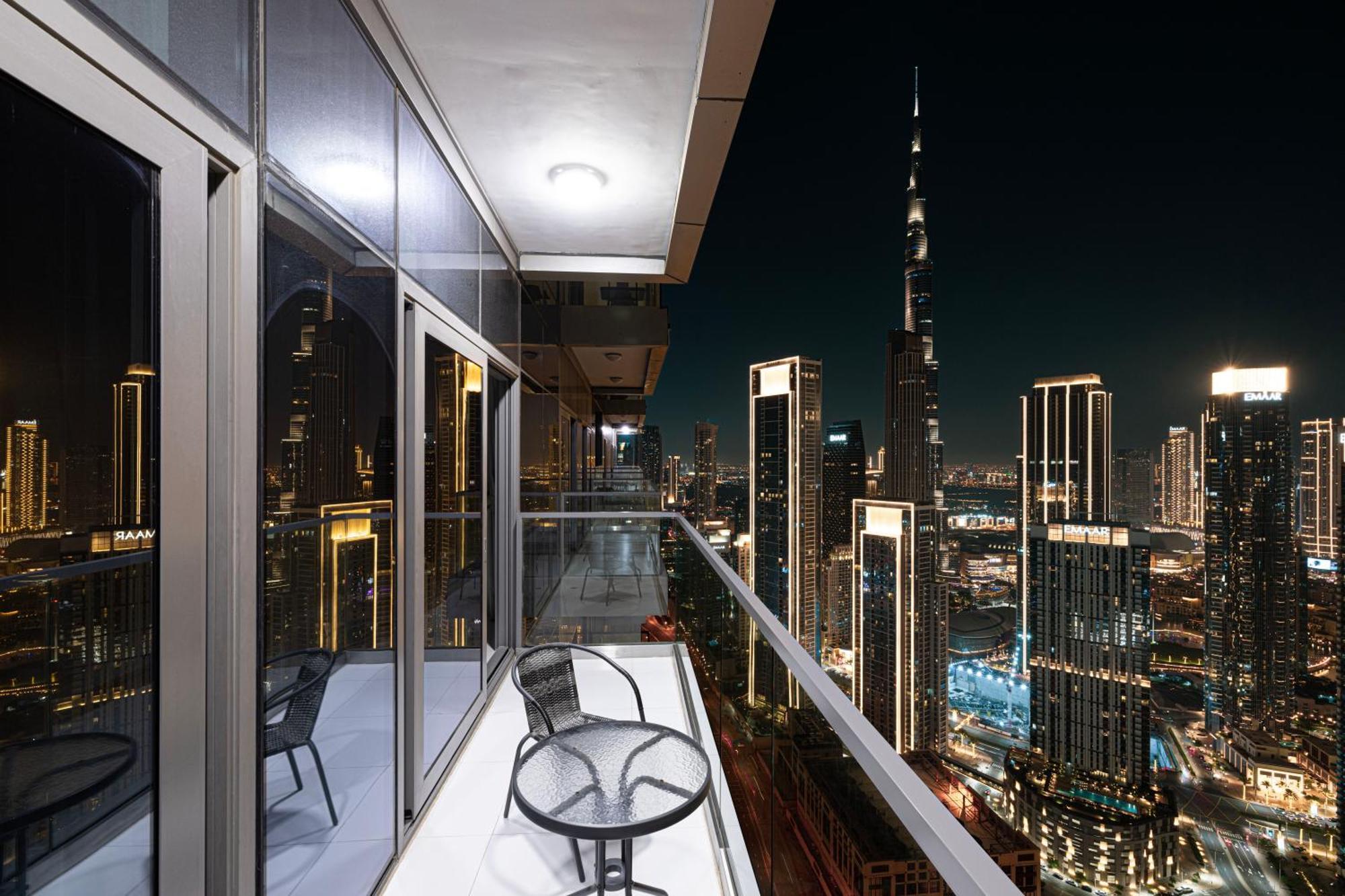 2br High Floor Infinity Pool W/ Burj Khalifa View Apartment Dubai