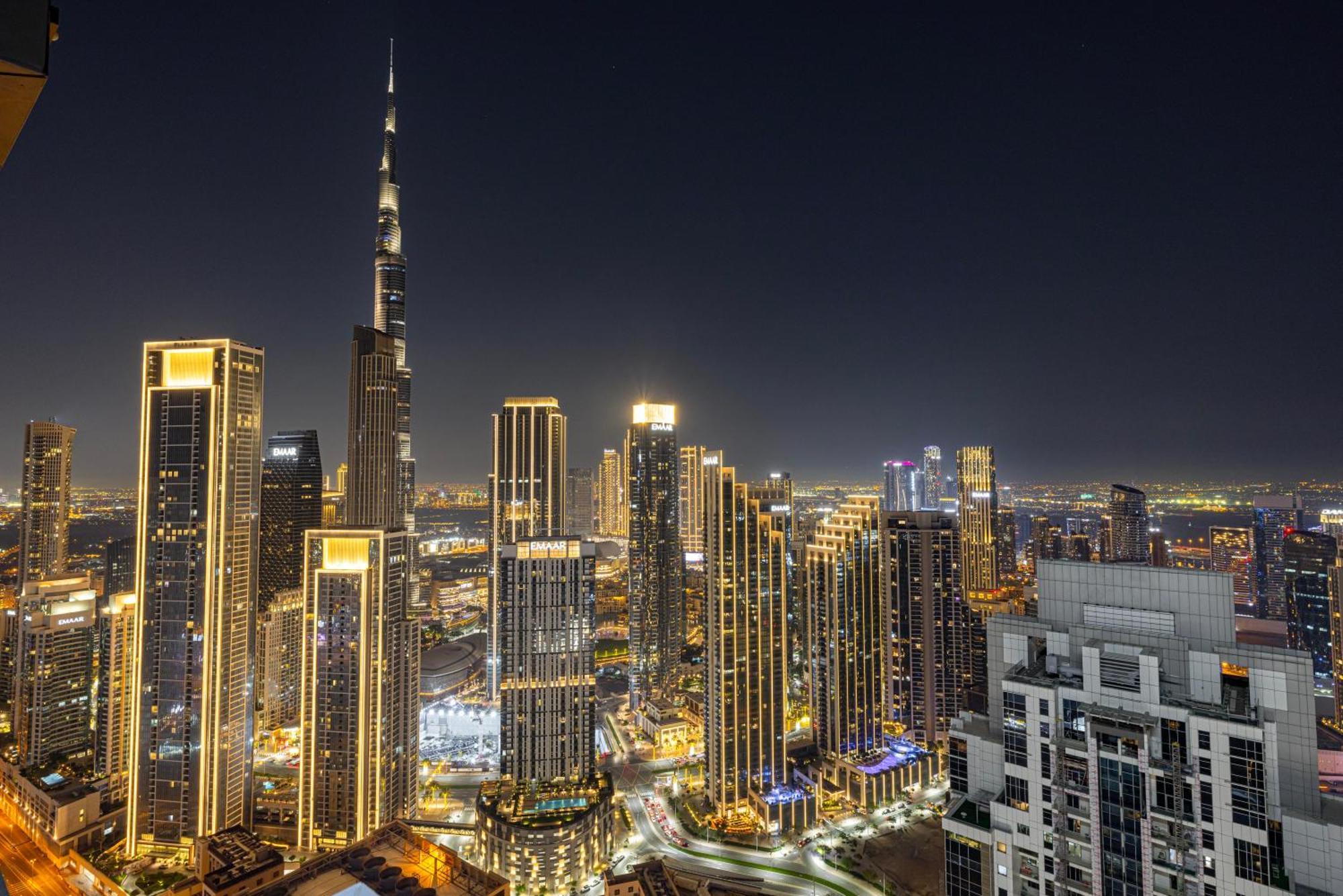 2br High Floor Infinity Pool W/ Burj Khalifa View Apartment