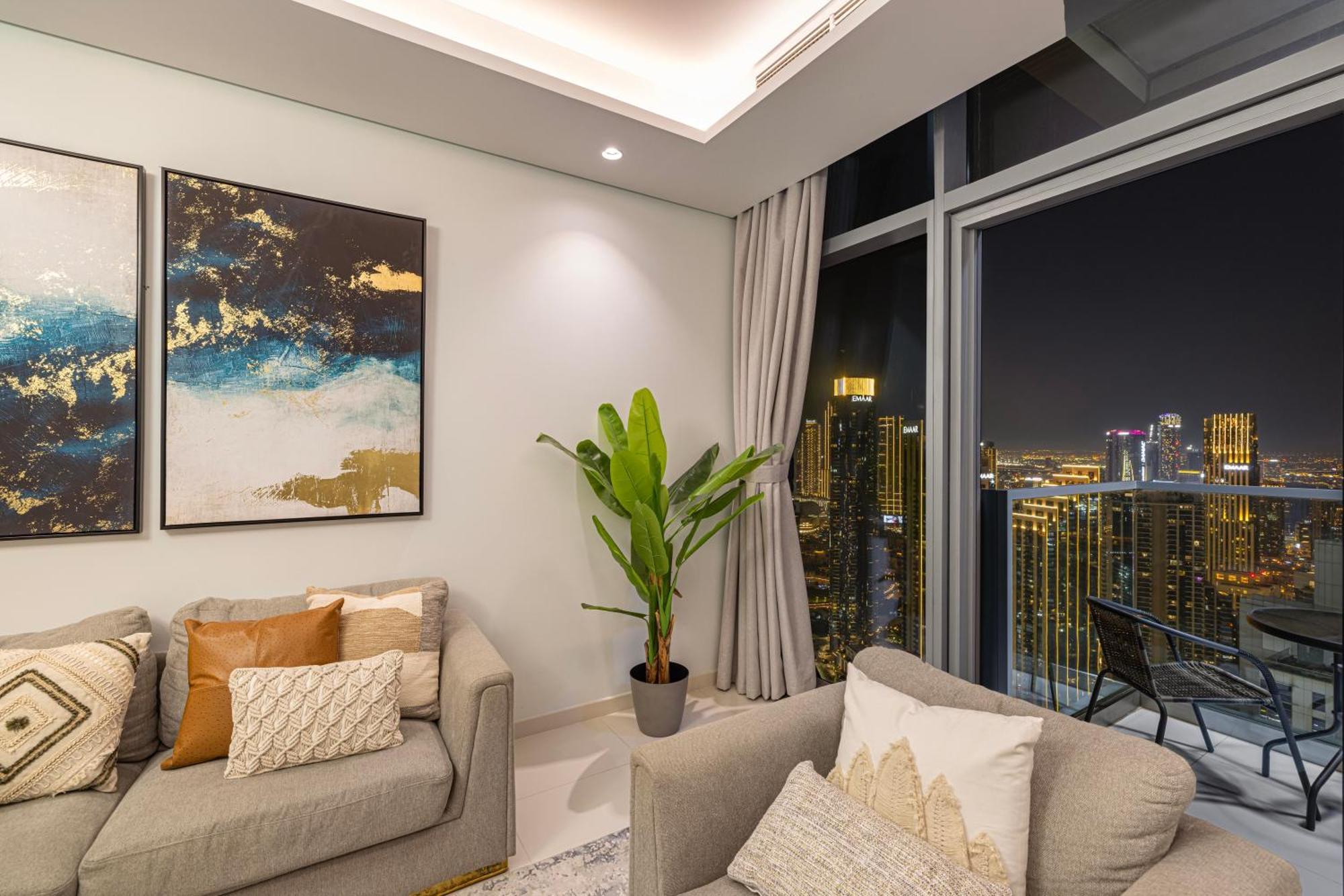 2br High Floor Infinity Pool W/ Burj Khalifa View Apartment Dubai