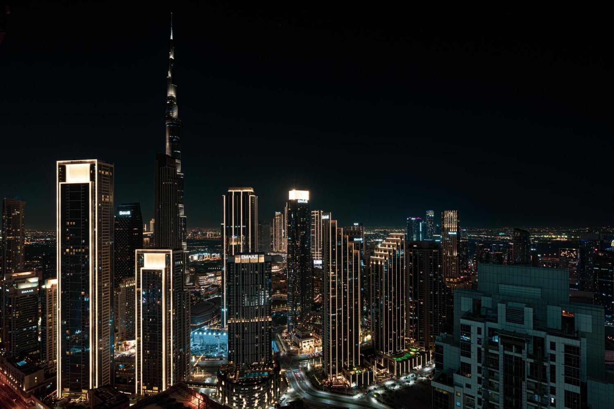 2br High Floor Infinity Pool W/ Burj Khalifa View Apartment Dubai